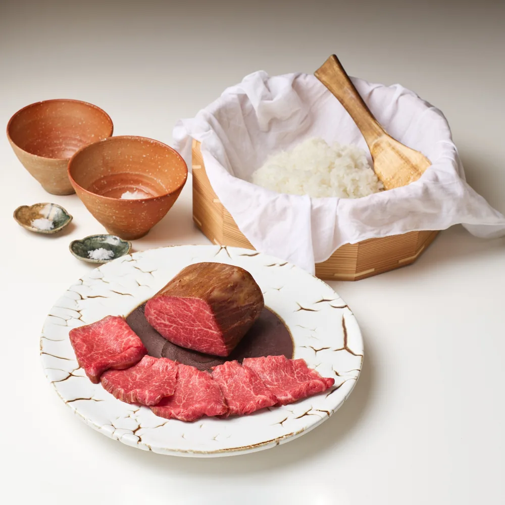 よろずおひつ（朝倉家具）